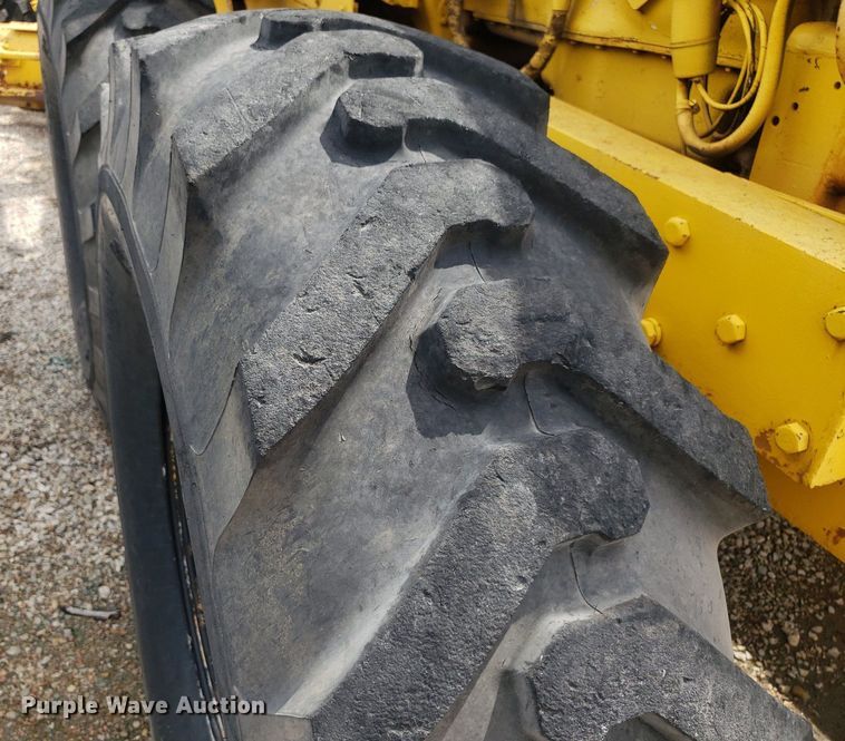 image for item IP9297 Galion 118  motor grader