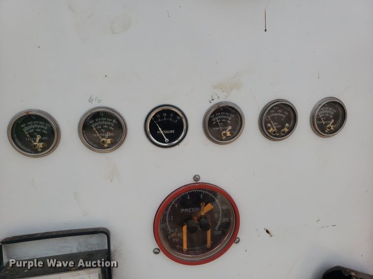 image for item IP9299 Ingersoll Rand 15T4PK  air compressor