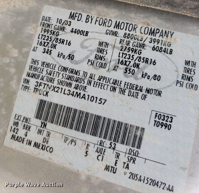 image for item IP9302 2004 Ford F250 Super Duty  SuperCab pickup truck