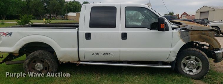 image for item IP9303 2012 Ford F250 Super Duty  Crew Cab pickup truck