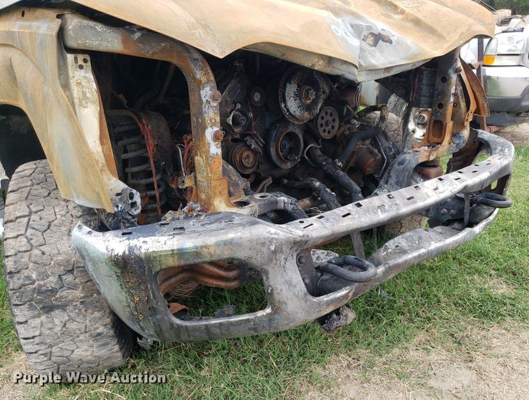 image for item IP9303 2012 Ford F250 Super Duty  Crew Cab pickup truck