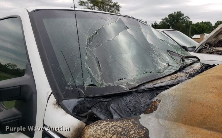 image for item IP9303 2012 Ford F250 Super Duty  Crew Cab pickup truck