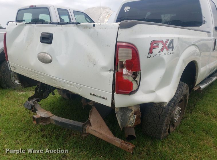 image for item IP9303 2012 Ford F250 Super Duty  Crew Cab pickup truck