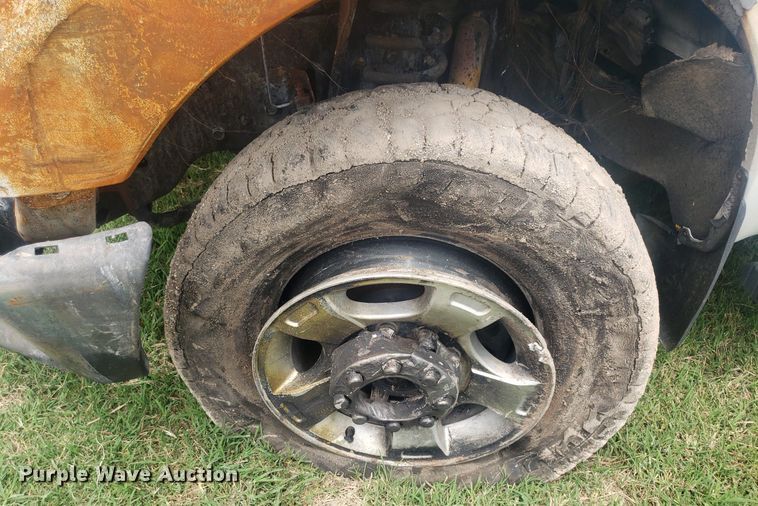 image for item IP9303 2012 Ford F250 Super Duty  Crew Cab pickup truck