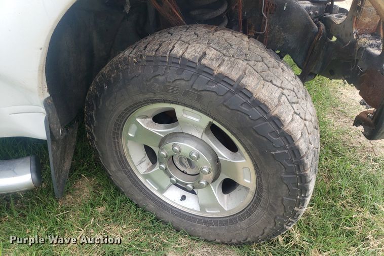 image for item IP9303 2012 Ford F250 Super Duty  Crew Cab pickup truck