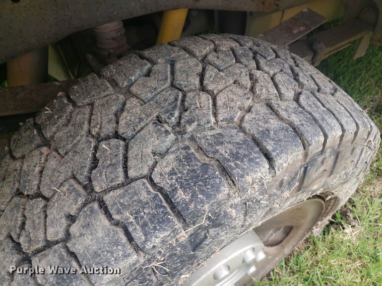 image for item IP9303 2012 Ford F250 Super Duty  Crew Cab pickup truck