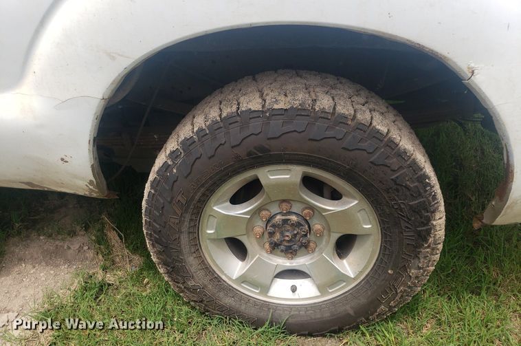 image for item IP9303 2012 Ford F250 Super Duty  Crew Cab pickup truck