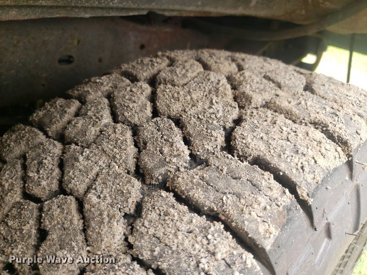 image for item IP9303 2012 Ford F250 Super Duty  Crew Cab pickup truck