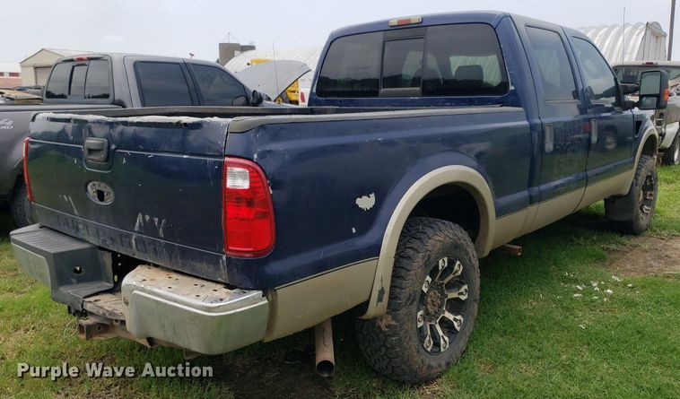 image for item IP9306 2008 Ford F250 Super Duty  Crew Cab pickup truck
