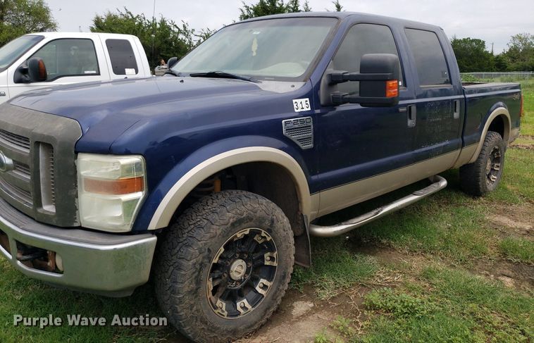 image for item IP9306 2008 Ford F250 Super Duty  Crew Cab pickup truck