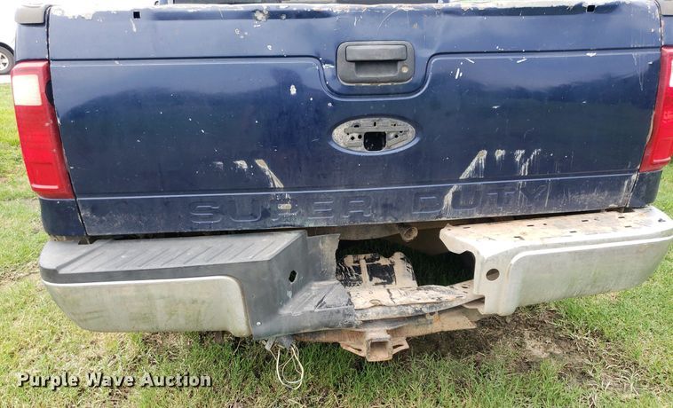 image for item IP9306 2008 Ford F250 Super Duty  Crew Cab pickup truck