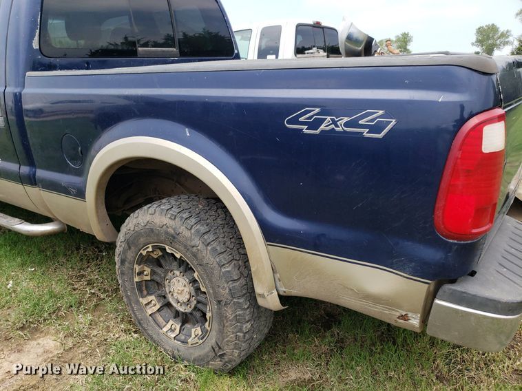 image for item IP9306 2008 Ford F250 Super Duty  Crew Cab pickup truck