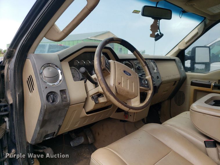 image for item IP9306 2008 Ford F250 Super Duty  Crew Cab pickup truck