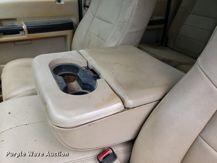 image for item IP9306 2008 Ford F250 Super Duty  Crew Cab pickup truck