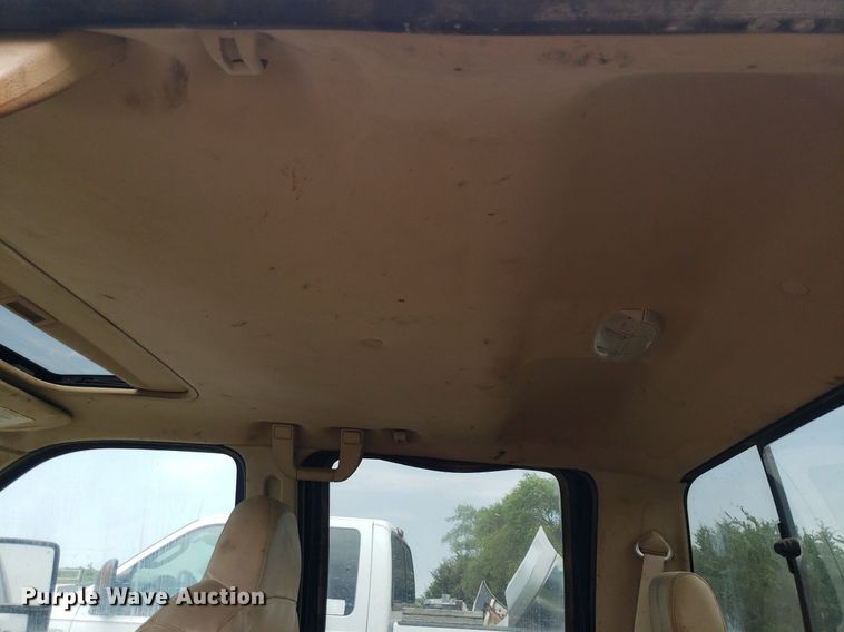 image for item IP9306 2008 Ford F250 Super Duty  Crew Cab pickup truck