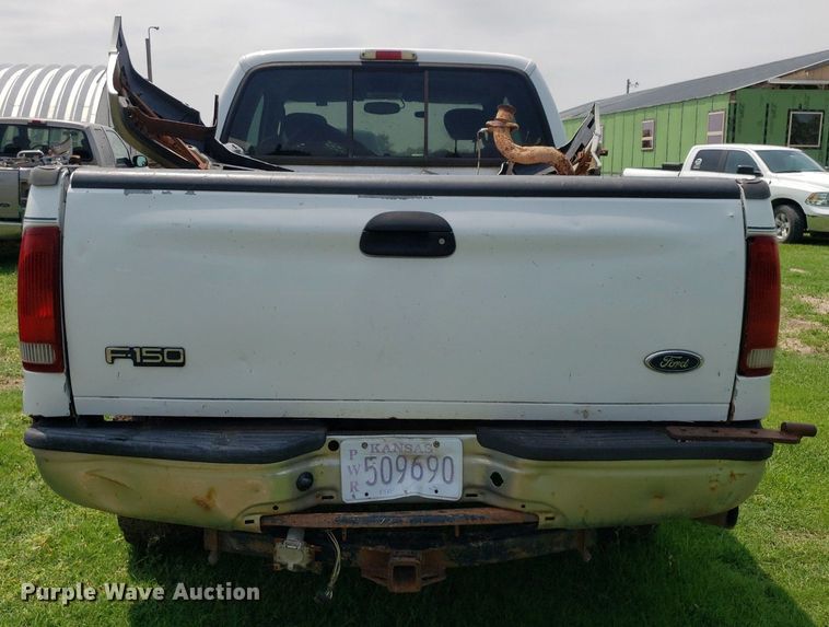 image for item IP9307 2005 Ford  F350 Super Duty  SuperCab pickup truck