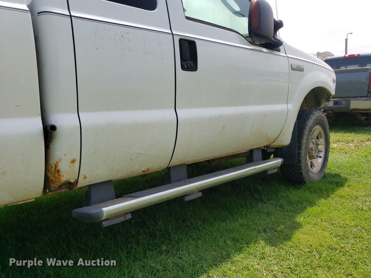 image for item IP9307 2005 Ford  F350 Super Duty  SuperCab pickup truck