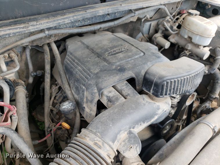 image for item IP9308 2012 GMC 2500HD  Crew Cab pickup truck