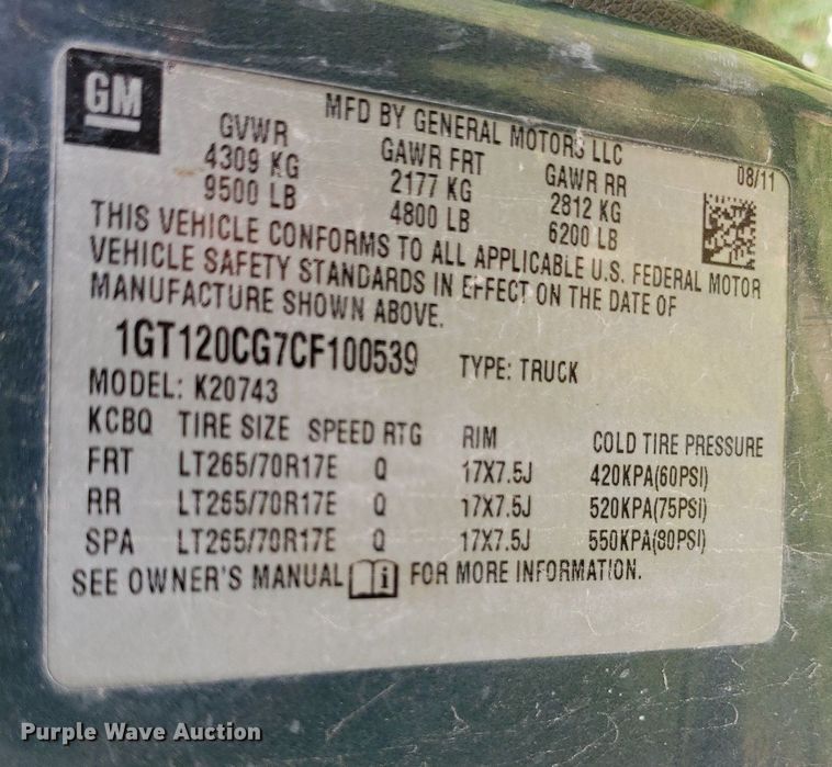 image for item IP9308 2012 GMC 2500HD  Crew Cab pickup truck