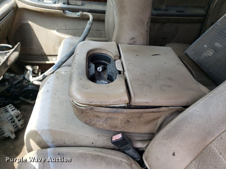 image for item IP9309 2002 Ford F250 Super Duty  SuperCab pickup truck