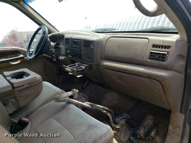 image for item IP9309 2002 Ford F250 Super Duty  SuperCab pickup truck