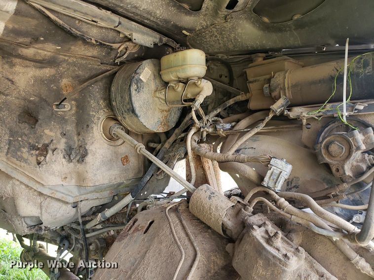 image for item IP9309 2002 Ford F250 Super Duty  SuperCab pickup truck