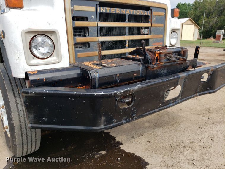 image for item IP9313 1983 International 1854  bucket truck