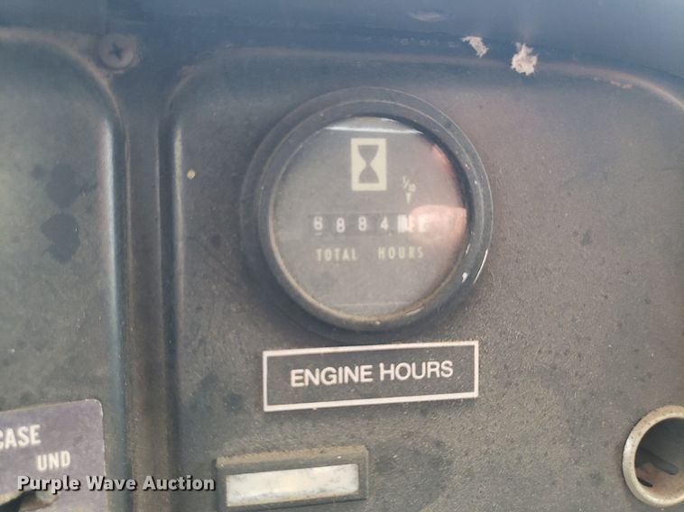 image for item IP9313 1983 International 1854  bucket truck