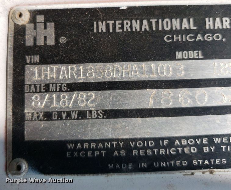 image for item IP9313 1983 International 1854  bucket truck