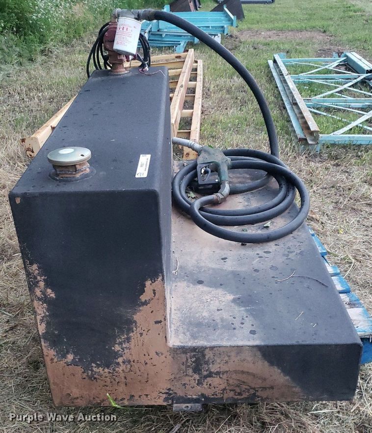 image for item IP9317 L shaped auxiliary fuel tank