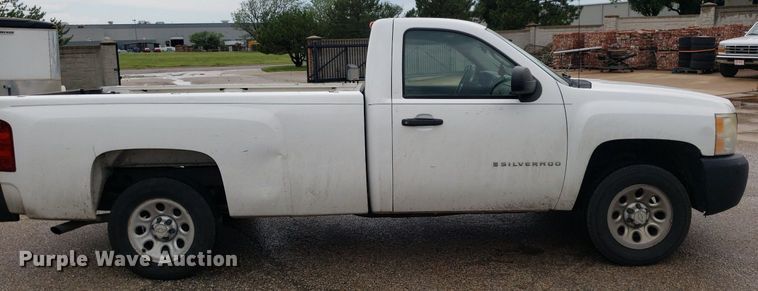 image for item IP9319 2007 Chevrolet Silverado 1500  pickup truck