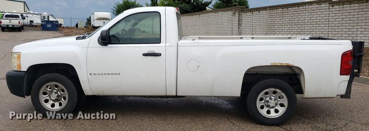 image for item IP9319 2007 Chevrolet Silverado 1500  pickup truck