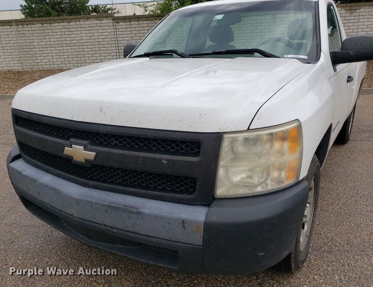 image for item IP9319 2007 Chevrolet Silverado 1500  pickup truck