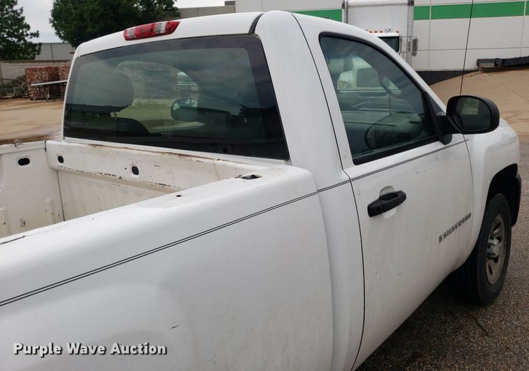 image for item IP9319 2007 Chevrolet Silverado 1500  pickup truck