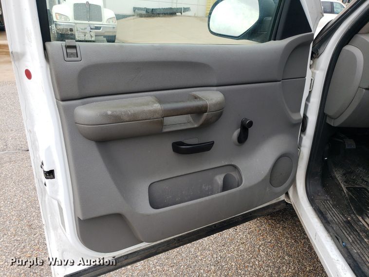 image for item IP9319 2007 Chevrolet Silverado 1500  pickup truck