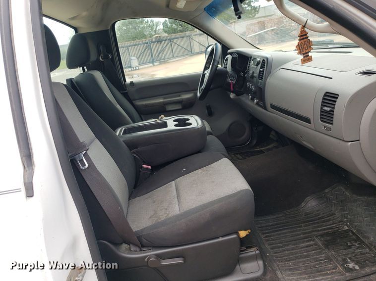 image for item IP9319 2007 Chevrolet Silverado 1500  pickup truck