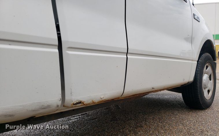 image for item IP9320 2005 Ford F150  pickup truck