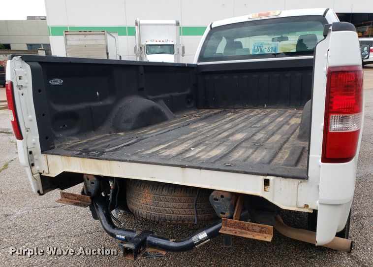 image for item IP9320 2005 Ford F150  pickup truck
