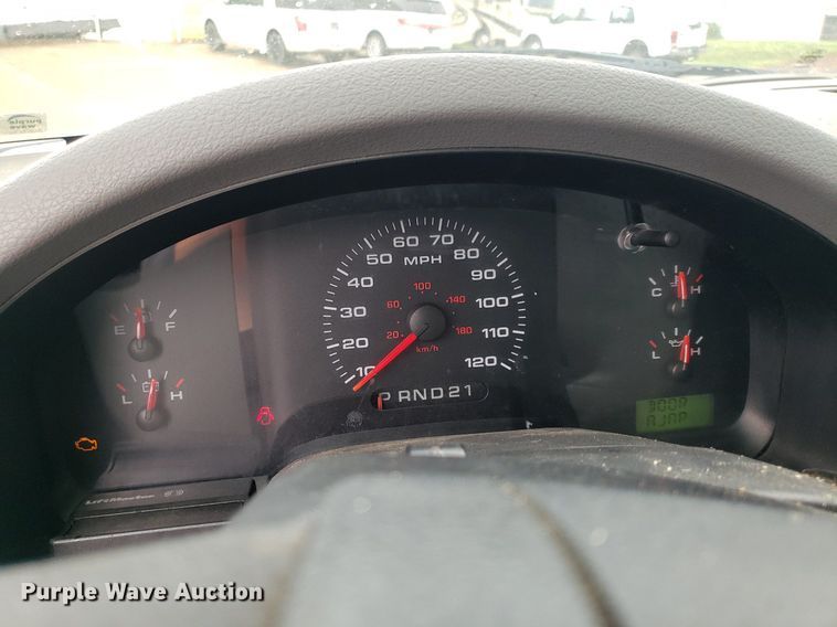 image for item IP9320 2005 Ford F150  pickup truck