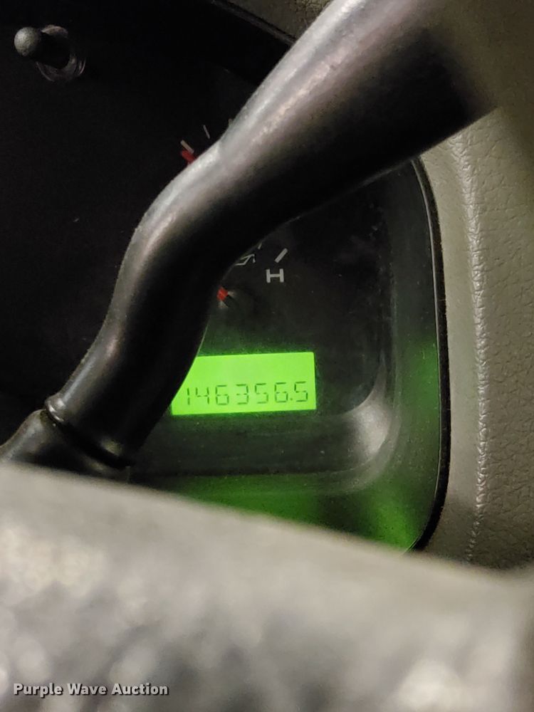 image for item IP9320 2005 Ford F150  pickup truck