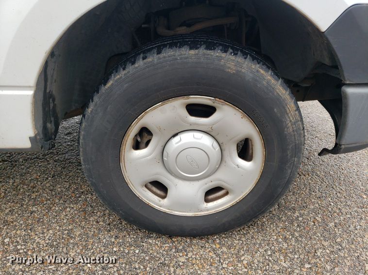 image for item IP9320 2005 Ford F150  pickup truck