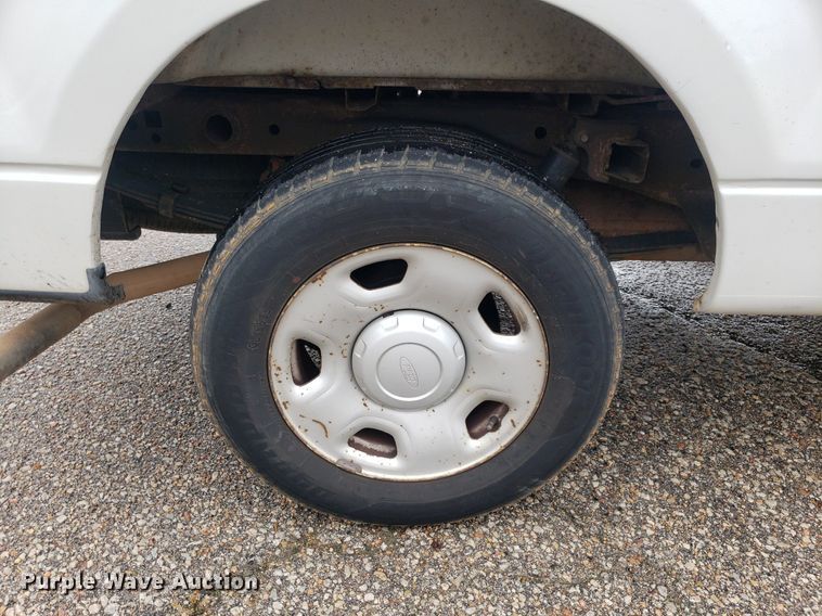 image for item IP9320 2005 Ford F150  pickup truck