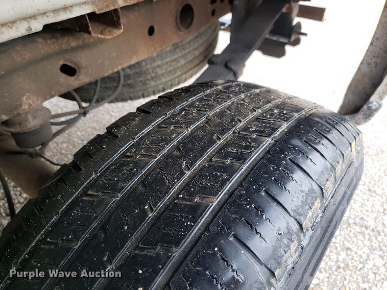 image for item IP9320 2005 Ford F150  pickup truck