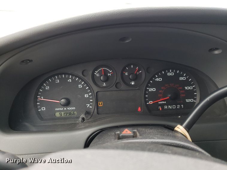 image for item IP9321 2010 Ford Ranger  SuperCab pickup truck