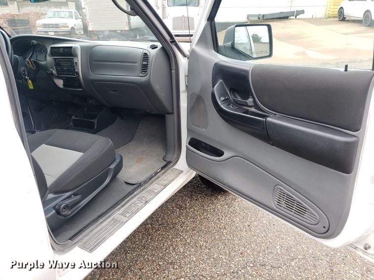 image for item IP9321 2010 Ford Ranger  SuperCab pickup truck