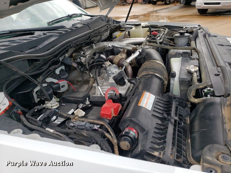 image for item IP9322 2021 Ford  F350 Super Duty  Crew Cab pickup truck