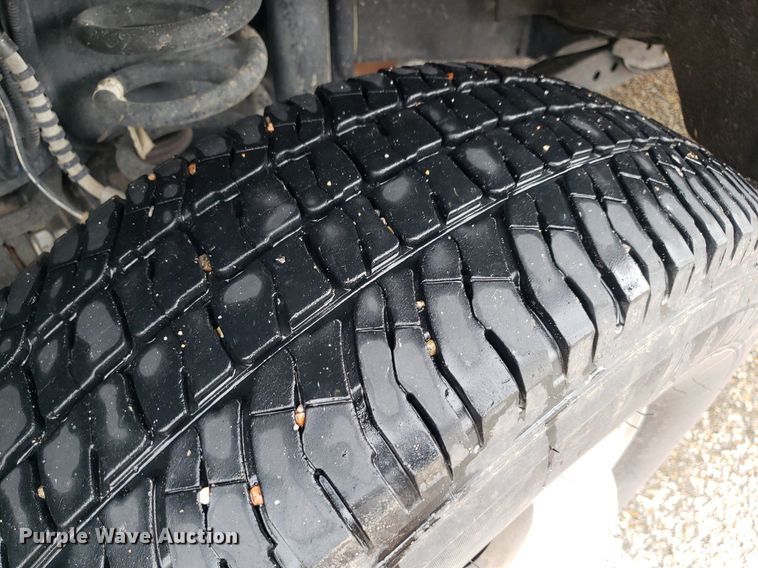 image for item IP9322 2021 Ford  F350 Super Duty  Crew Cab pickup truck