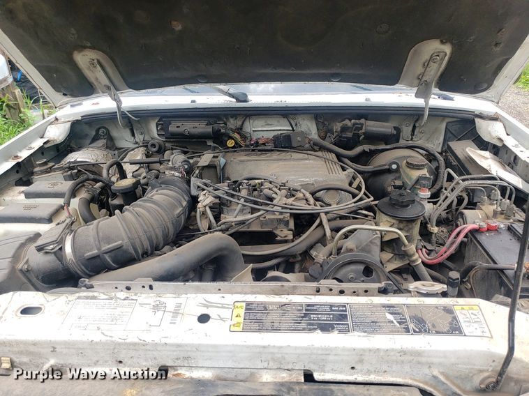 image for item IP9323 2001 Ford Ranger  pickup truck