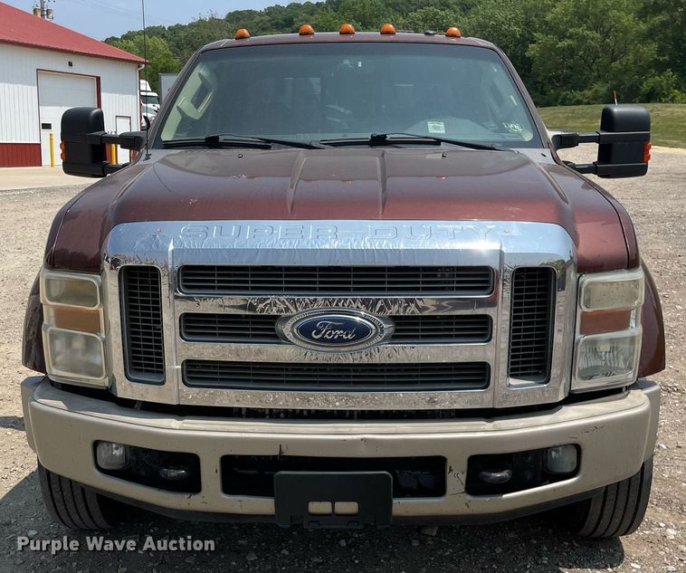 image for item JL9811 2008 Ford F450 Super Duty Lariat  Crew Cab flatbed truck