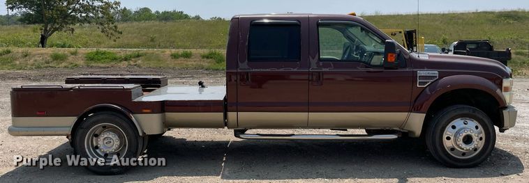 image for item JL9811 2008 Ford F450 Super Duty Lariat  Crew Cab flatbed truck
